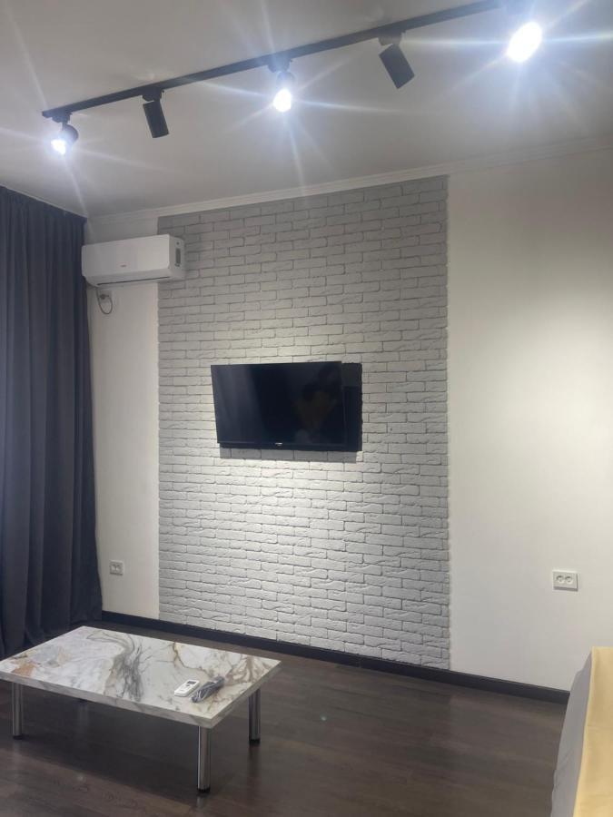 Апартаменты Центр Медеуский Район Almaty Exteriér fotografie